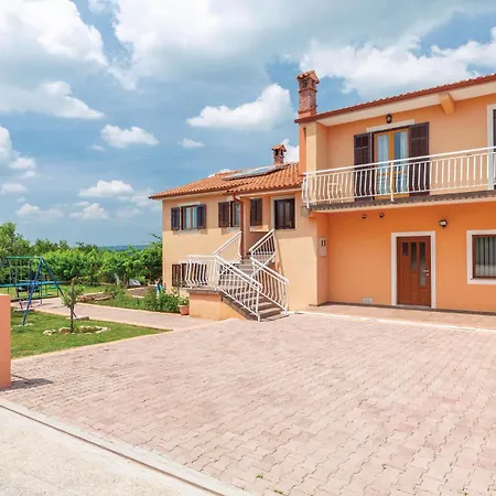 7 Bedroom In 度假居